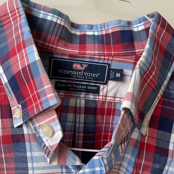 Vineyard Vines LOT of 3 -Pullover Plus 2 Slim Fit Tucker Shirts Mens Size Medium - Picture 15 of 16